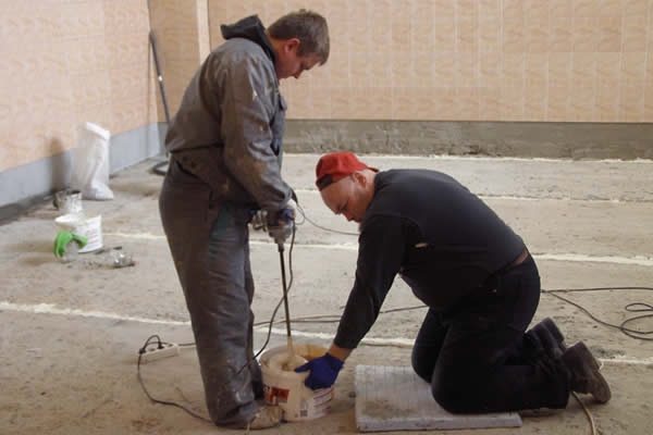 Герметизация стыков между бетонными плитами и гидроизоляция плит 